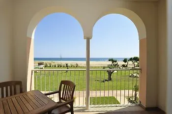 Santa Monica & Village Hotel